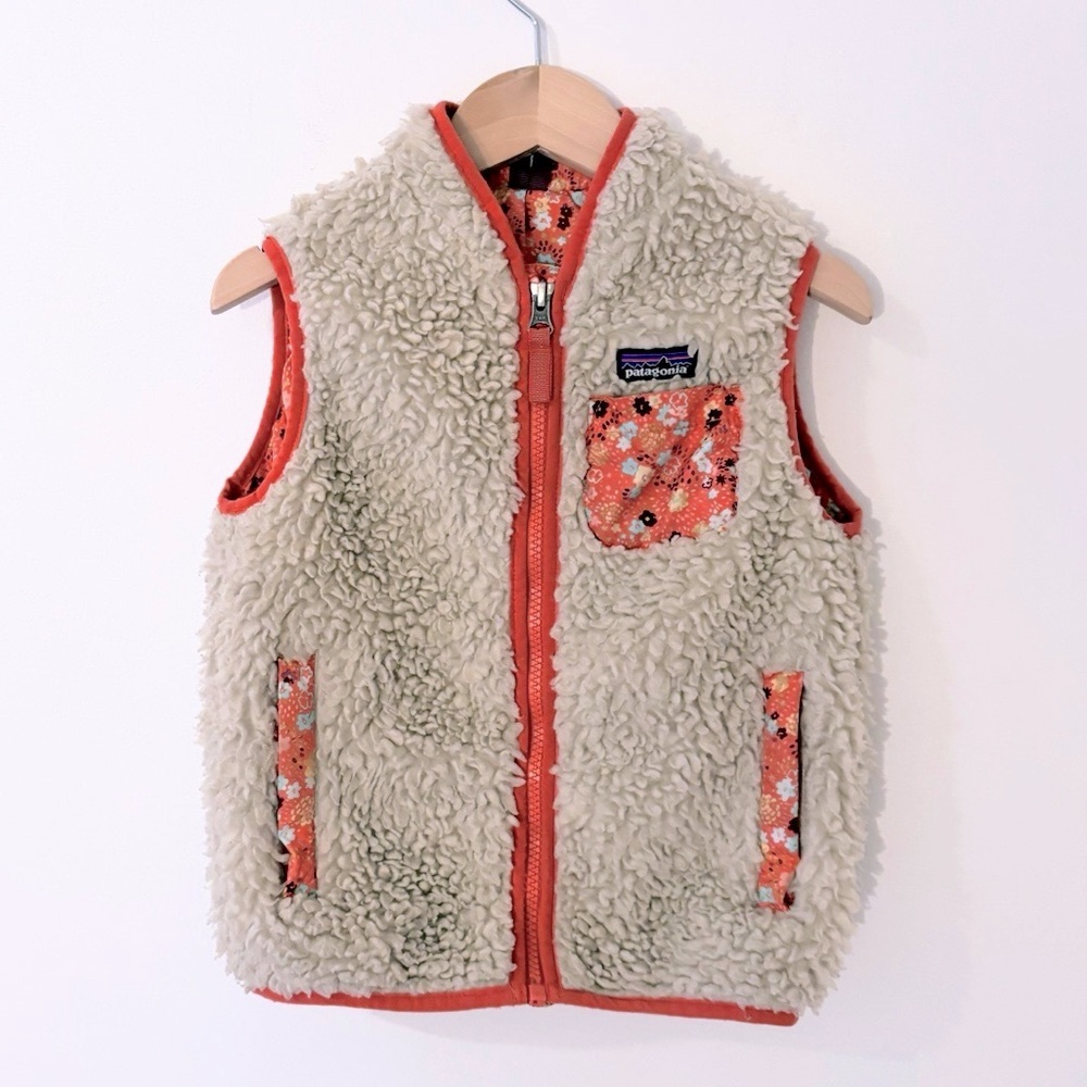 Patagonia Retro-X Sherpa Fleece Vest 4T floral kids cream coral orange cozy